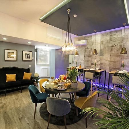 לינה וארוחת בוקר נאפולי Bourbon House מראה חיצוני תמונה
