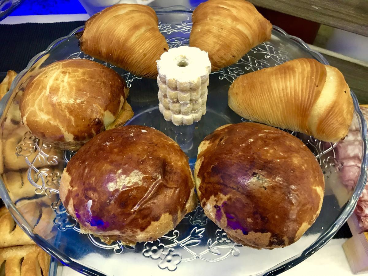 לינה וארוחת בוקר נאפולי Bourbon House מראה חיצוני תמונה