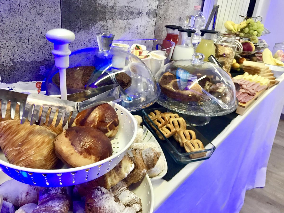 לינה וארוחת בוקר נאפולי Bourbon House מראה חיצוני תמונה
